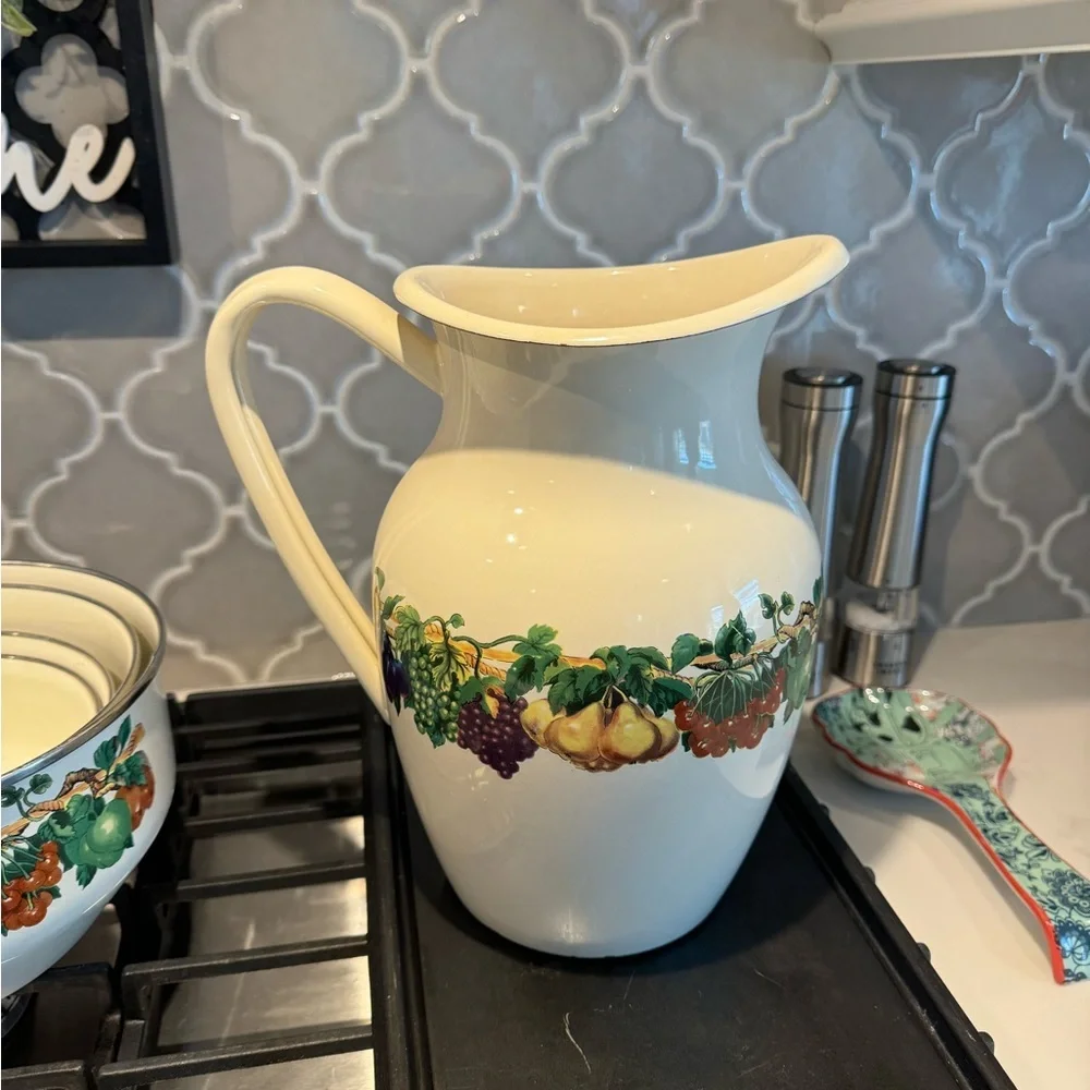 Tabletops Unlimited "Kensington Garden" vitroceramic bowls and pitcher - Picture 3 of 8